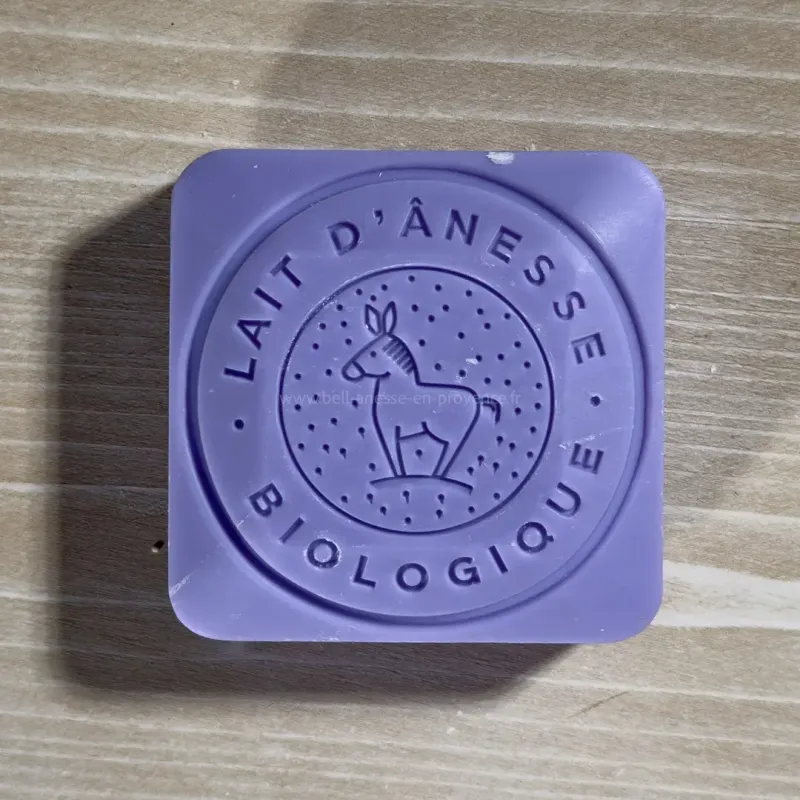 Savon carré 110gr au Lait d'ânesse Bio parfumé
